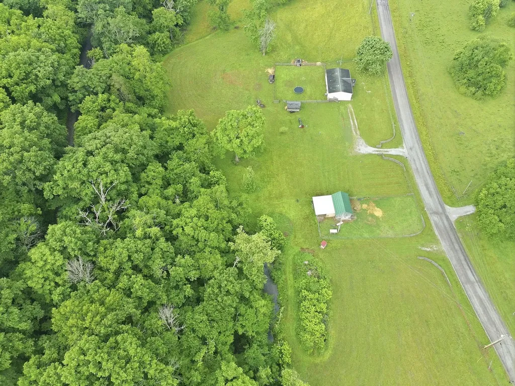 2907 Dodson Gap Road Culleoka TN 38451
