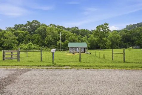2907 Dodson Gap Road Culleoka TN 38451
