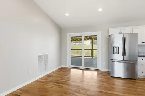 1041 Twin Creek Road Charlotte TN 37036