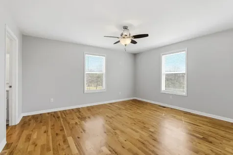 1041 Twin Creek Road Charlotte TN 37036