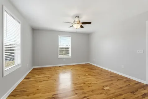 1041 Twin Creek Road Charlotte TN 37036