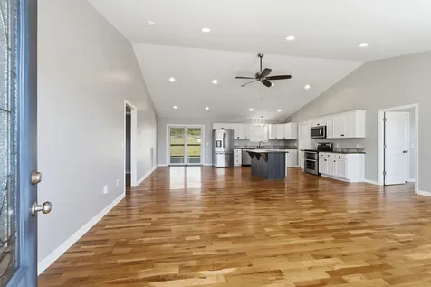 1041 Twin Creek Road Charlotte TN 37036