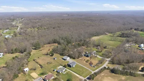 1041 Twin Creek Road Charlotte TN 37036