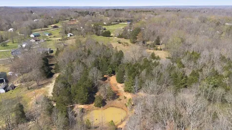 1041 Twin Creek Road Charlotte TN 37036