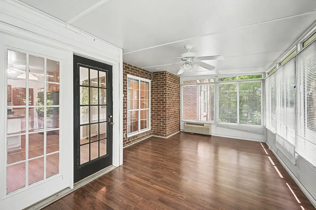 5113 Millbrook Drive Nashville TN 37221