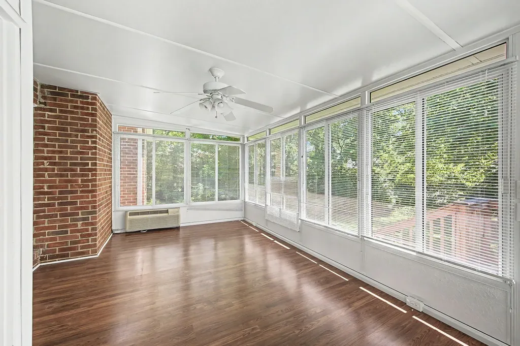 5113 Millbrook Drive Nashville TN 37221
