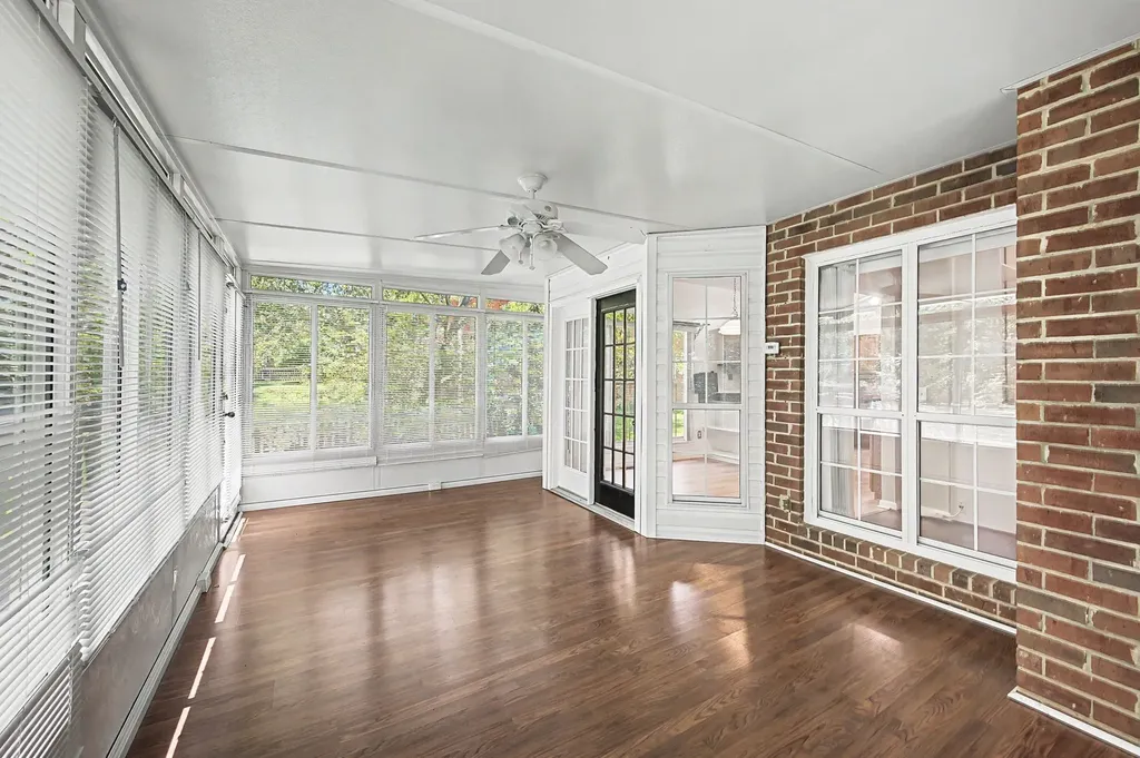 5113 Millbrook Drive Nashville TN 37221