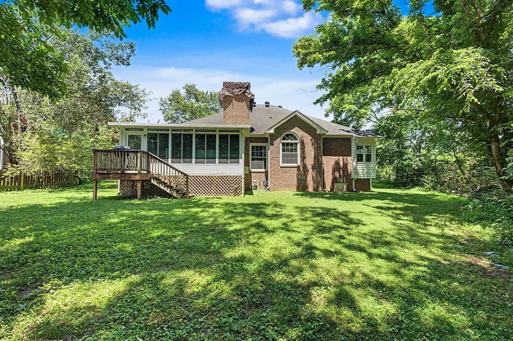 5113 Millbrook Drive Nashville TN 37221