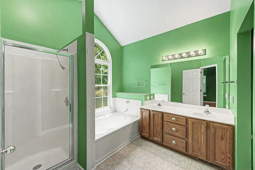 5113 Millbrook Drive Nashville TN 37221