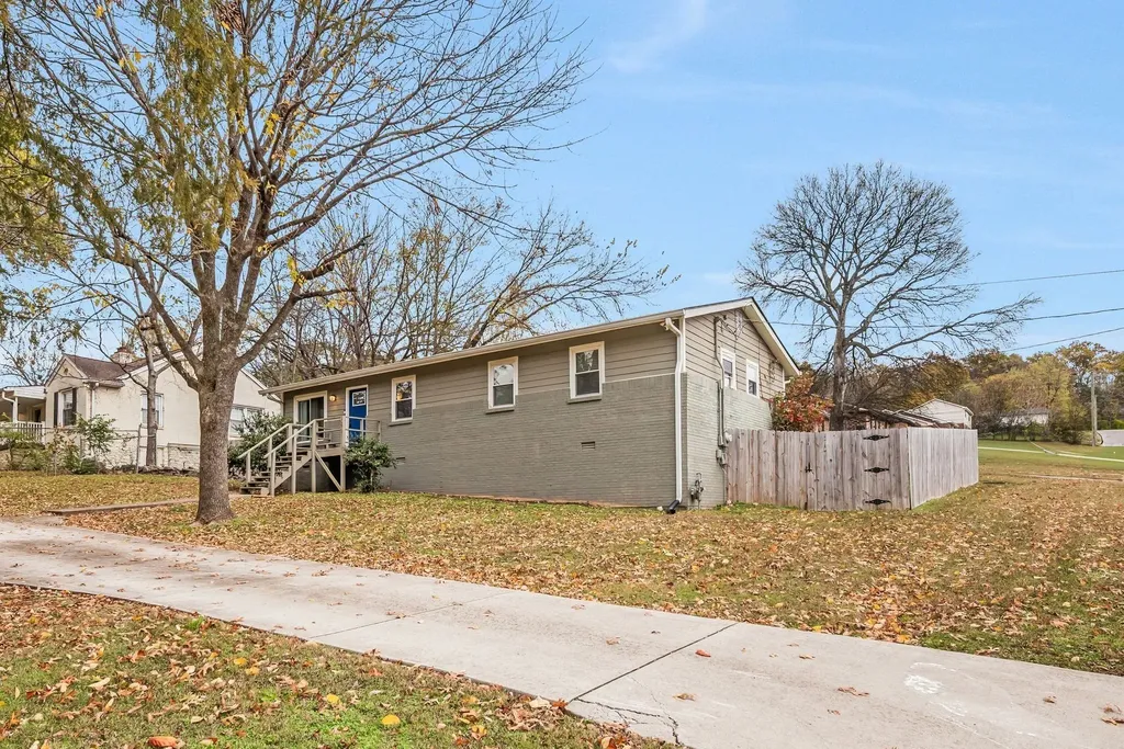 2721 Jones Avenue Nashville TN 37207