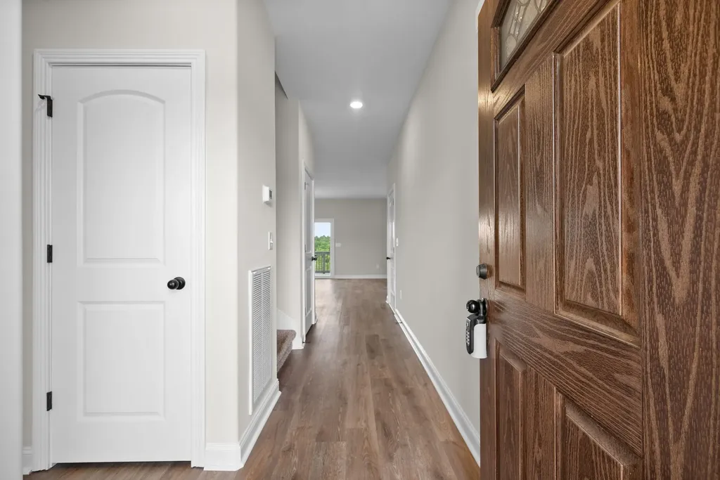 668 Crestone Court Clarksville TN 37042