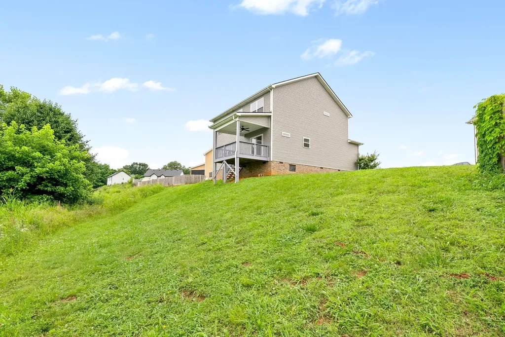 668 Crestone Court Clarksville TN 37042