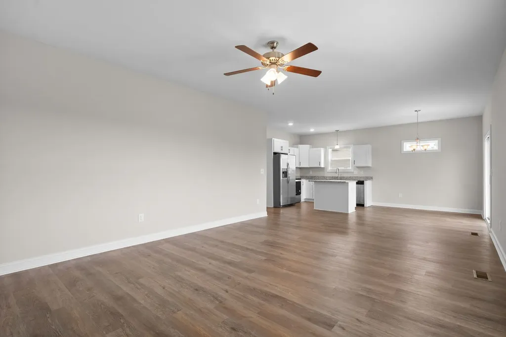 668 Crestone Court Clarksville TN 37042