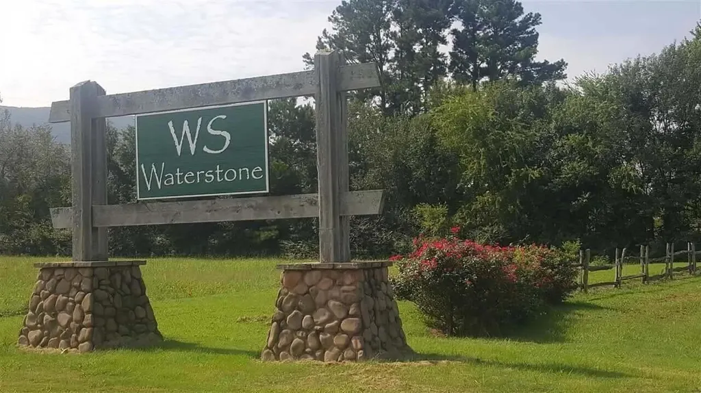 8850 Highway 411 Benton TN 37307
