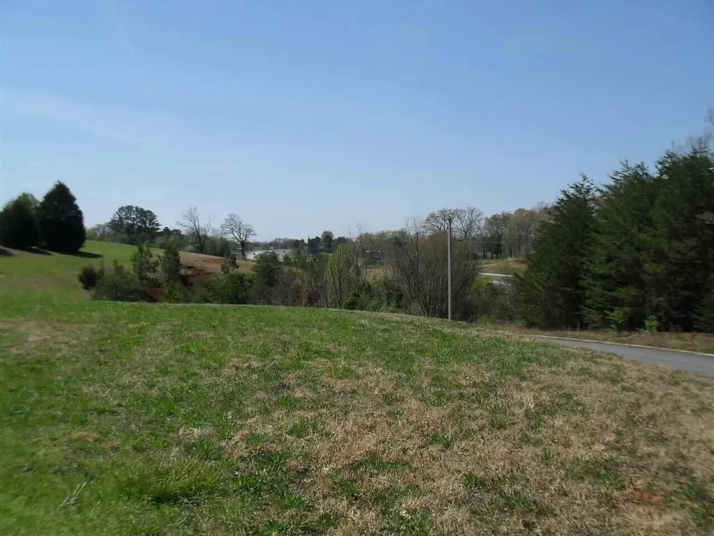 8850 Highway 411 Benton TN 37307