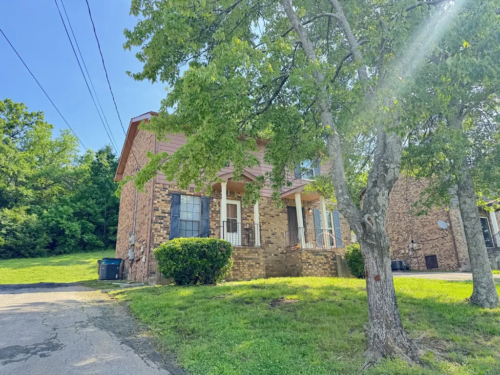 3010 Conviser Drive Nashville TN 37207