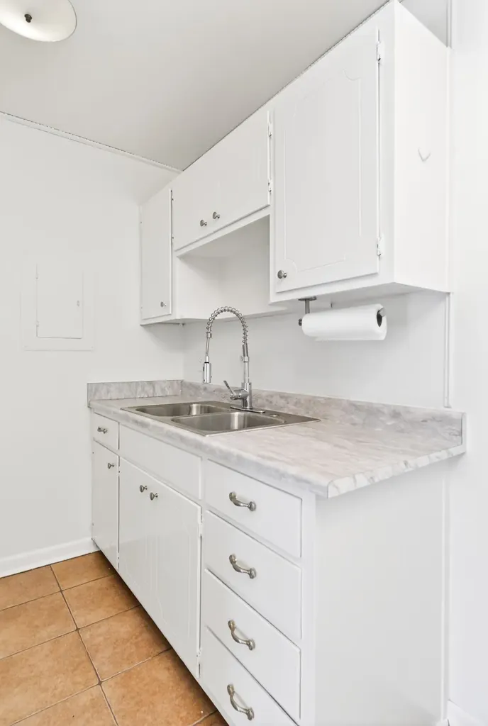 2601 Hillsboro Pike Nashville TN 37212