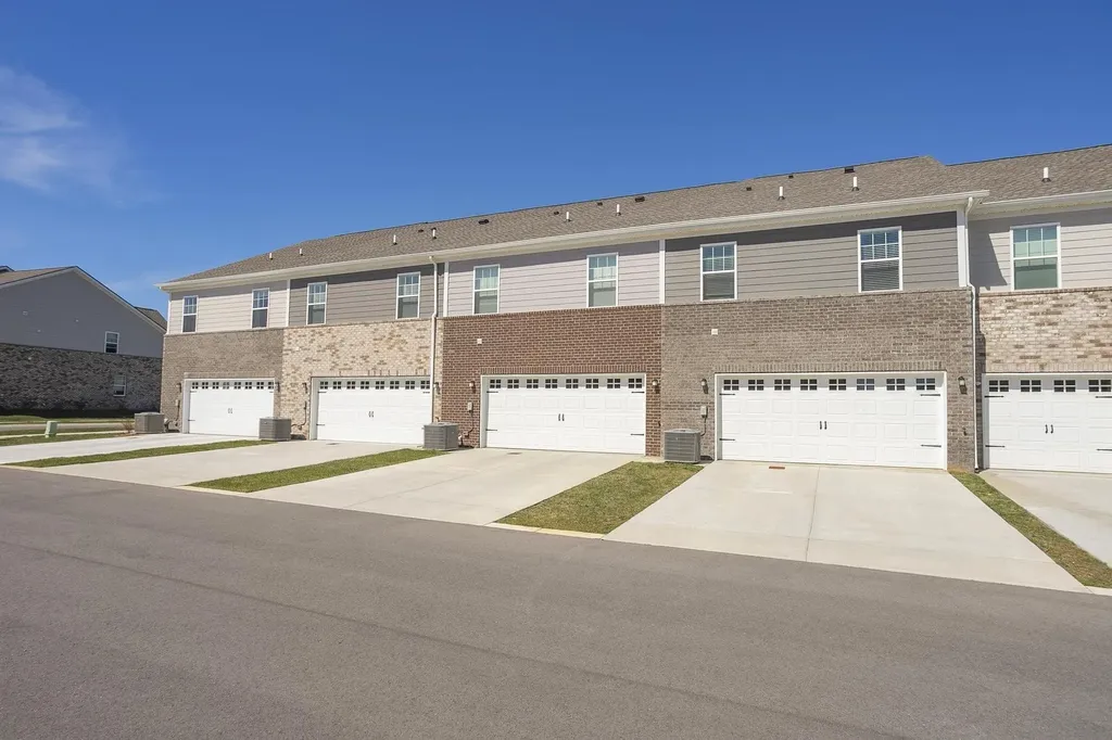 517 Swanholme Drive Murfreesboro TN 37128