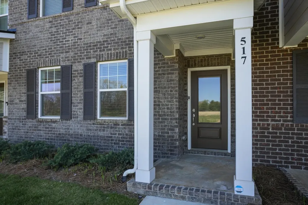 517 Swanholme Drive Murfreesboro TN 37128
