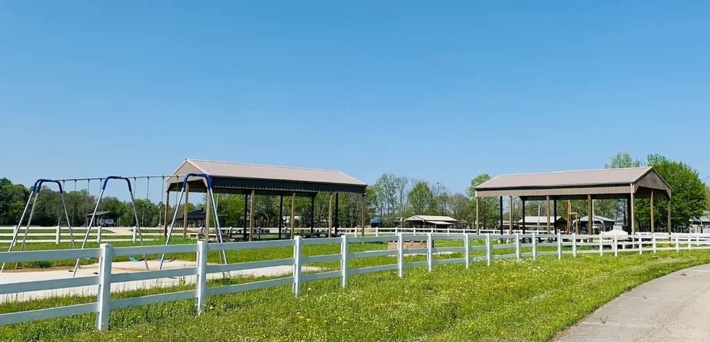 1059 River Front Drive Clifton TN 38425
