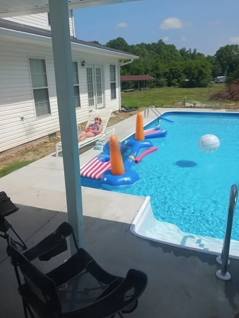420 Long Branch Road Lawrenceburg TN 38464