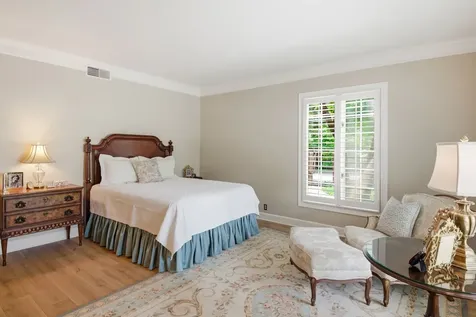 3737 W End Avenue Nashville TN 37205