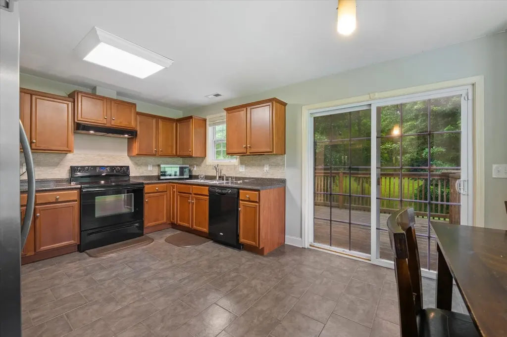 506 Daugherty Lane Burns TN 37029