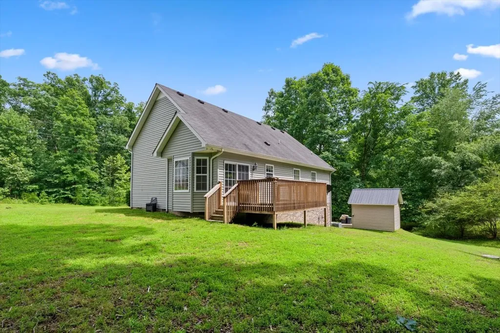 506 Daugherty Lane Burns TN 37029