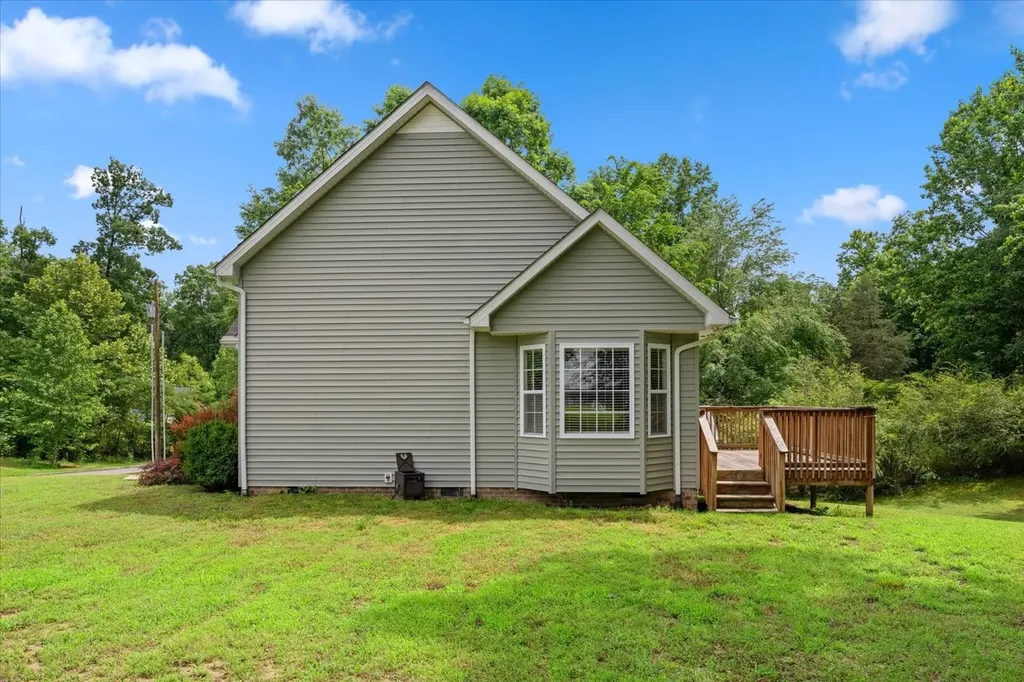506 Daugherty Lane Burns TN 37029