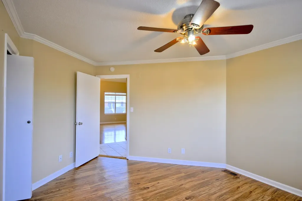 1942 Timberline Way Clarksville TN 37042