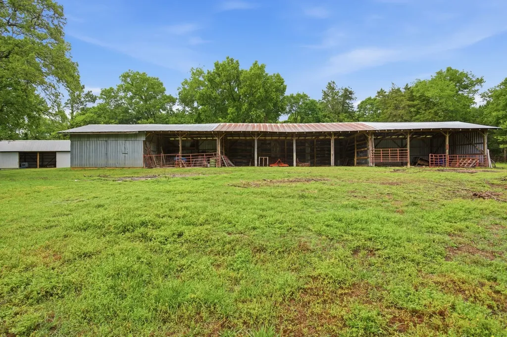 6222 Cayce Lane Columbia TN 38401