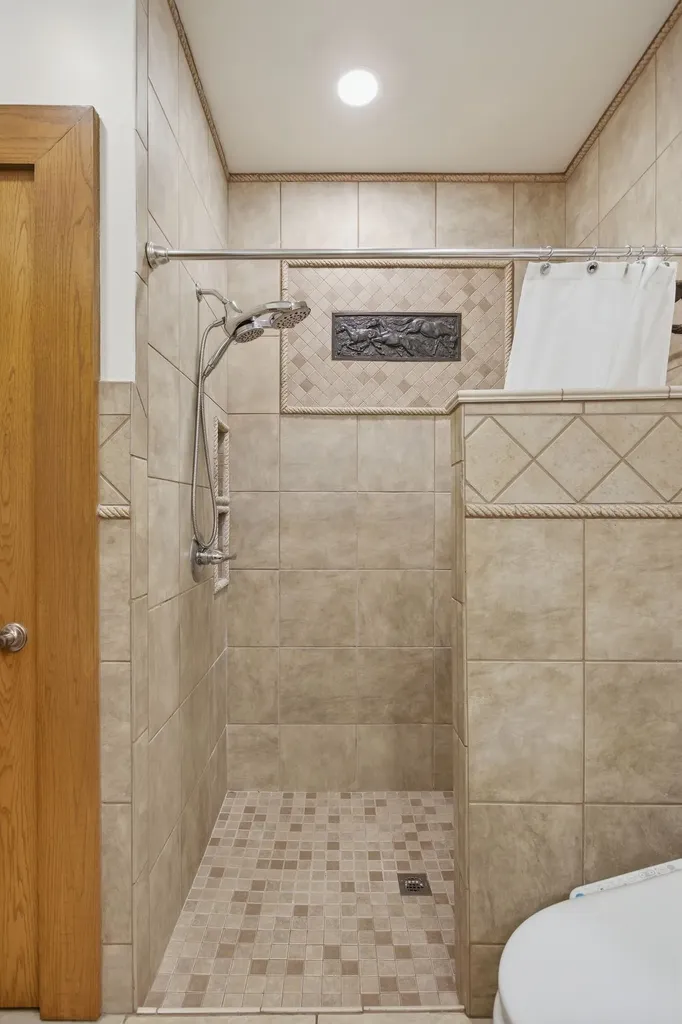 6222 Cayce Lane Columbia TN 38401