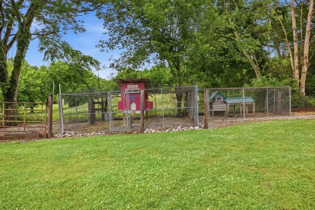 6222 Cayce Lane Columbia TN 38401