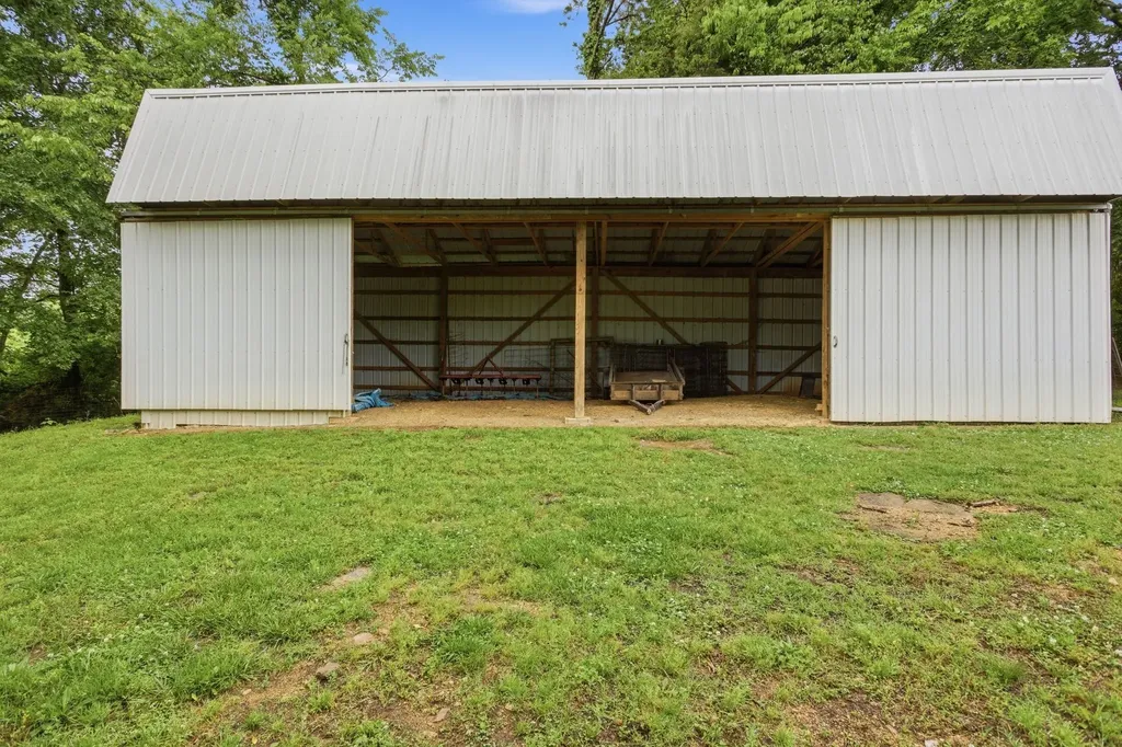 6222 Cayce Lane Columbia TN 38401