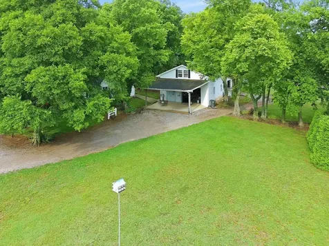 6222 Cayce Lane Columbia TN 38401