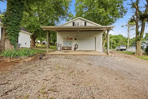 6222 Cayce Lane Columbia TN 38401