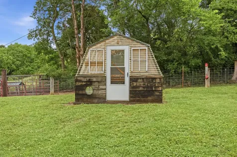 6222 Cayce Lane Columbia TN 38401