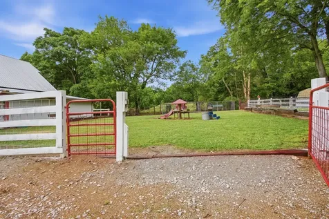 6222 Cayce Lane Columbia TN 38401