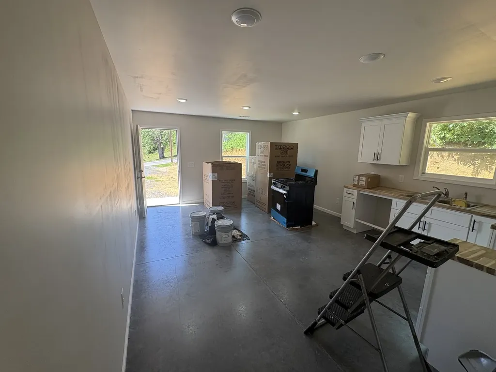 111 Second Avenue Carthage TN 37030