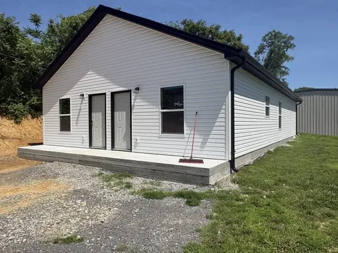 111 Second Avenue Carthage TN 37030