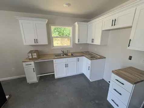 111 Second Avenue Carthage TN 37030