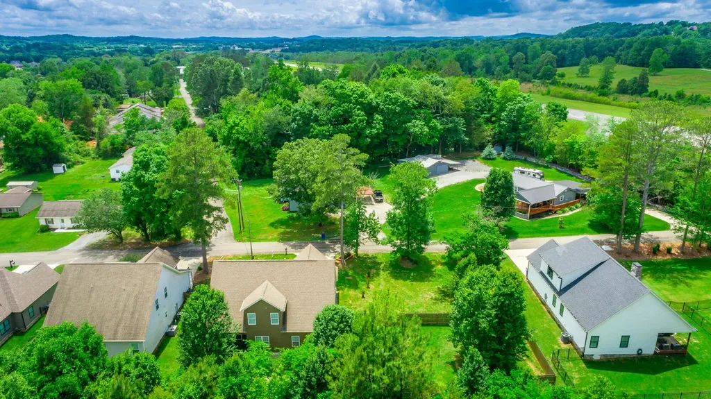268 56th Street, NW Cleveland TN 37312