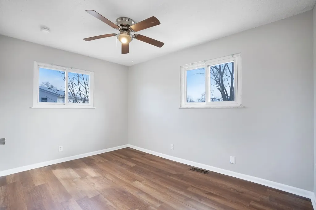 2016 Rosemary Drive Clarksville TN 37042