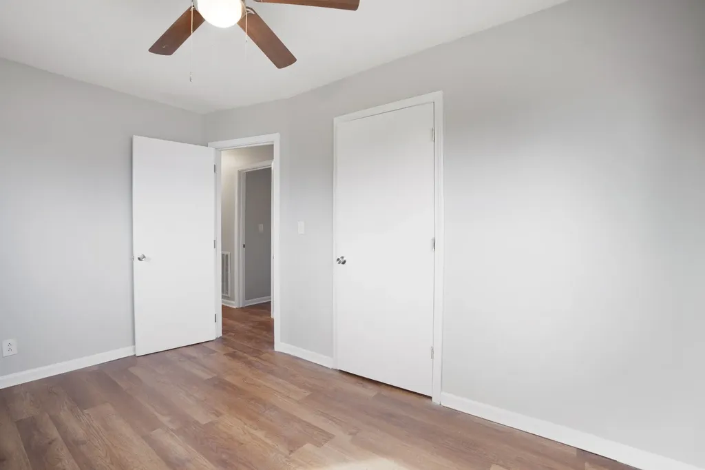 2016 Rosemary Drive Clarksville TN 37042