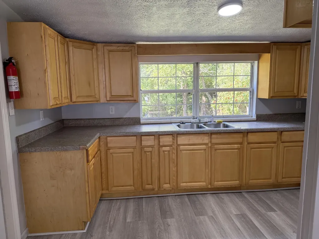 165 County Road 900 Etowah TN 37331