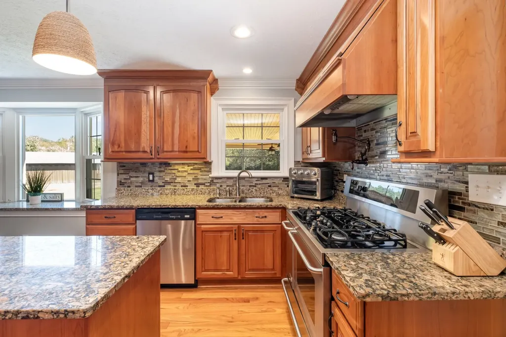 1108 Lakeview Drive Ashland City TN 37015