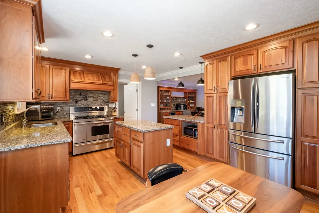 1108 Lakeview Drive Ashland City TN 37015