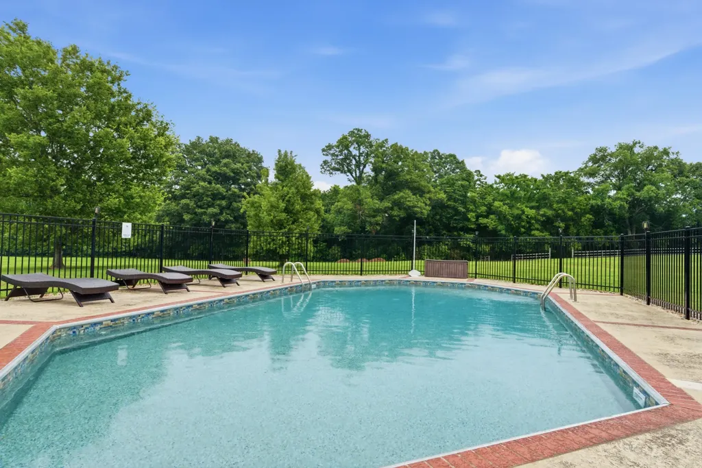 1108 Lakeview Drive Ashland City TN 37015