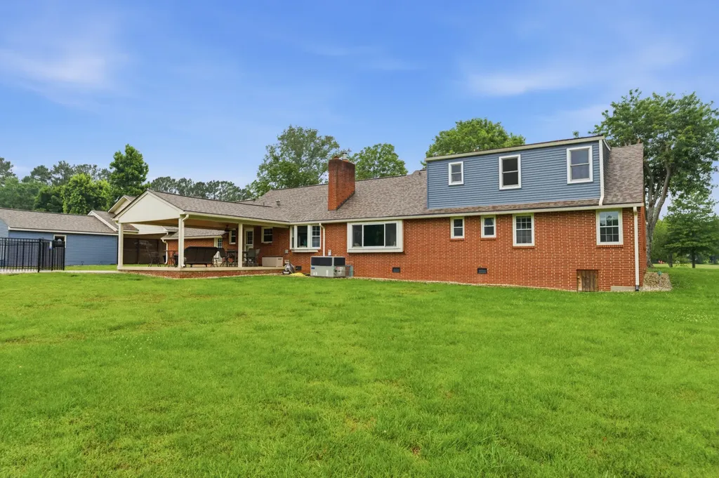 1108 Lakeview Drive Ashland City TN 37015