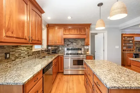 1108 Lakeview Drive Ashland City TN 37015